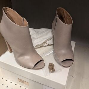 Maison Martin Margiela Open Toe Leather Booties W/ Box & Dust Bag Size 37 EUC